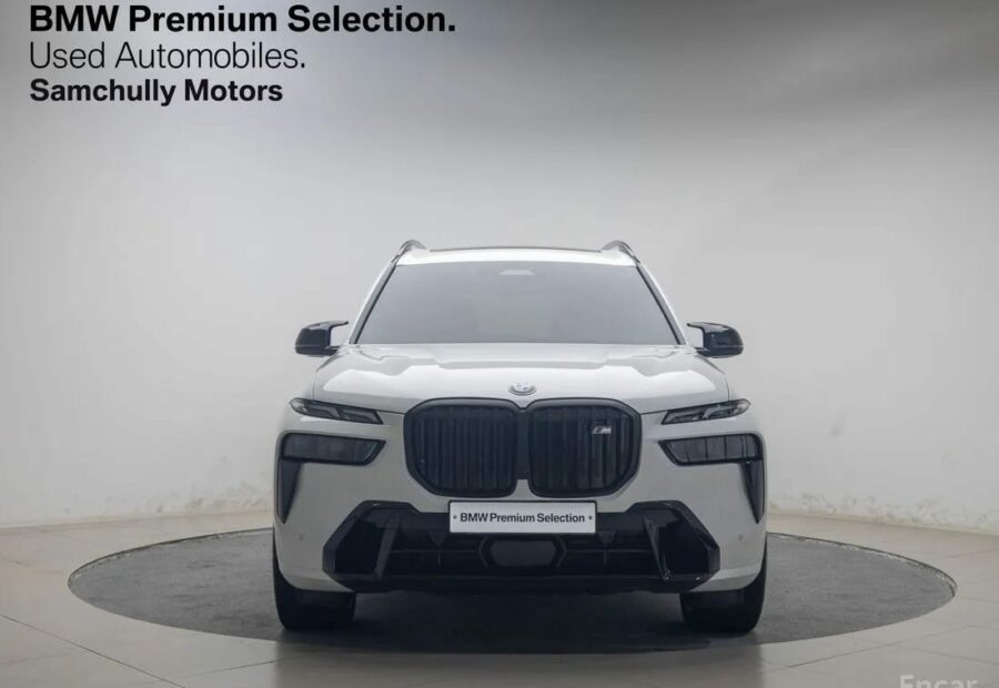 BMW X7 M60i xDrive