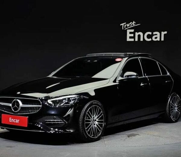 Mercedes-Benz C300 2024