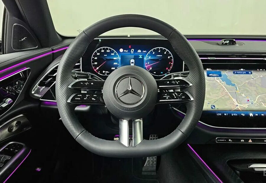 Mercedes E300