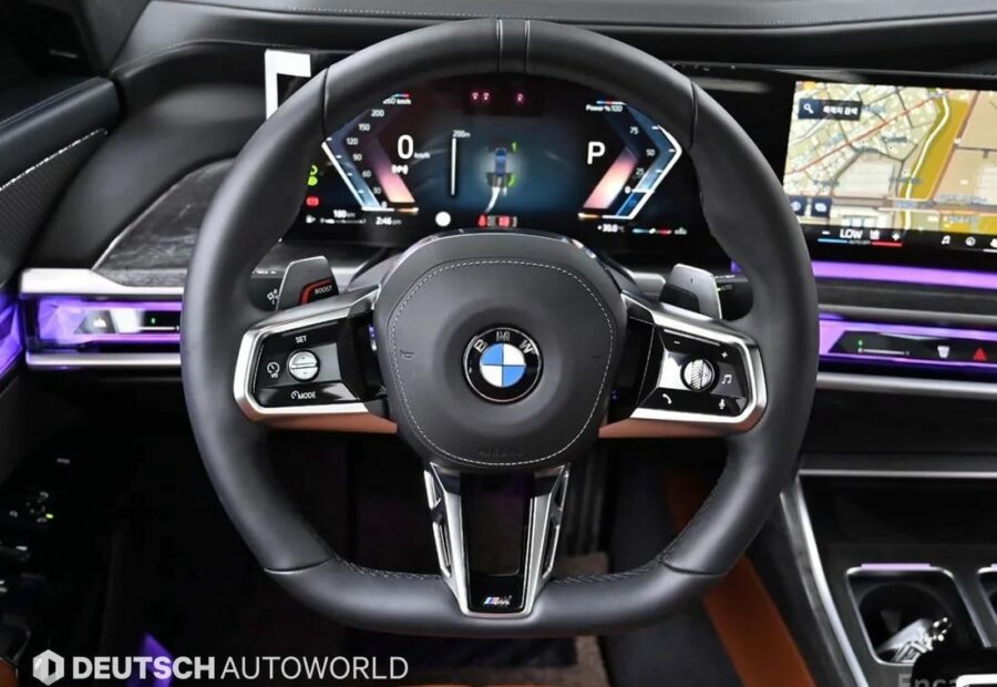 BMW 740i