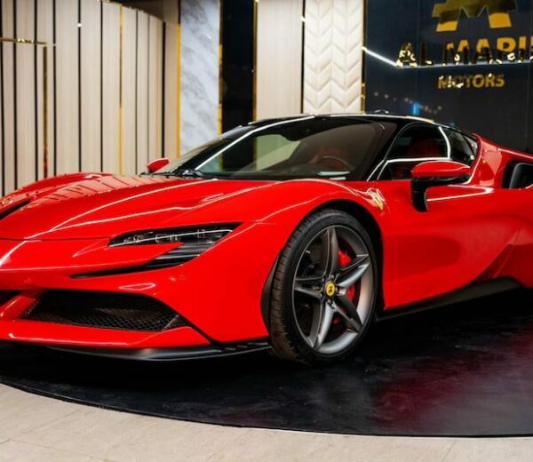 Ferrari SF90 Stradale 2023