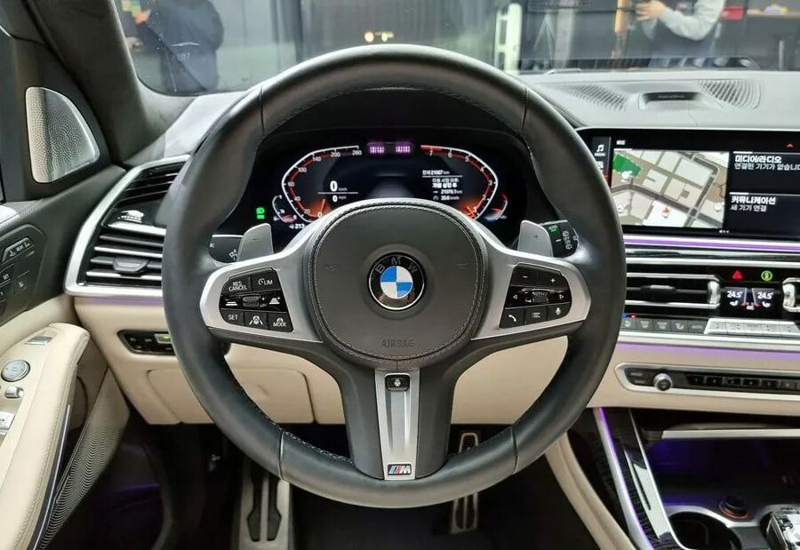 BMW X7