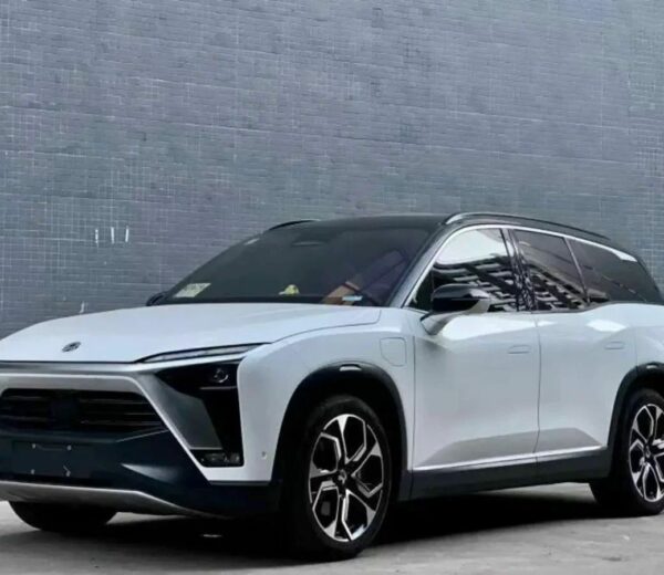Nio ES8 , 2025