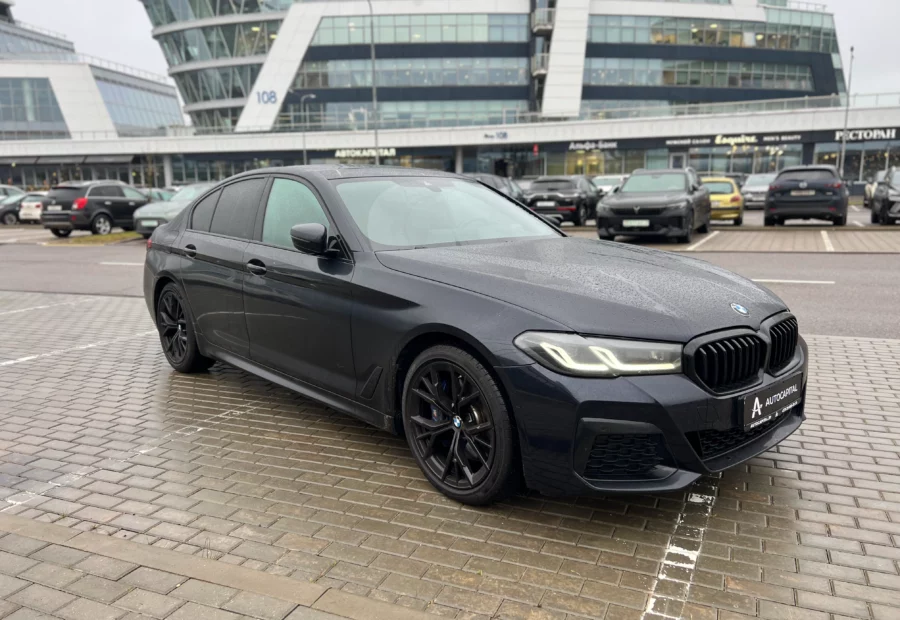 BMW 530i