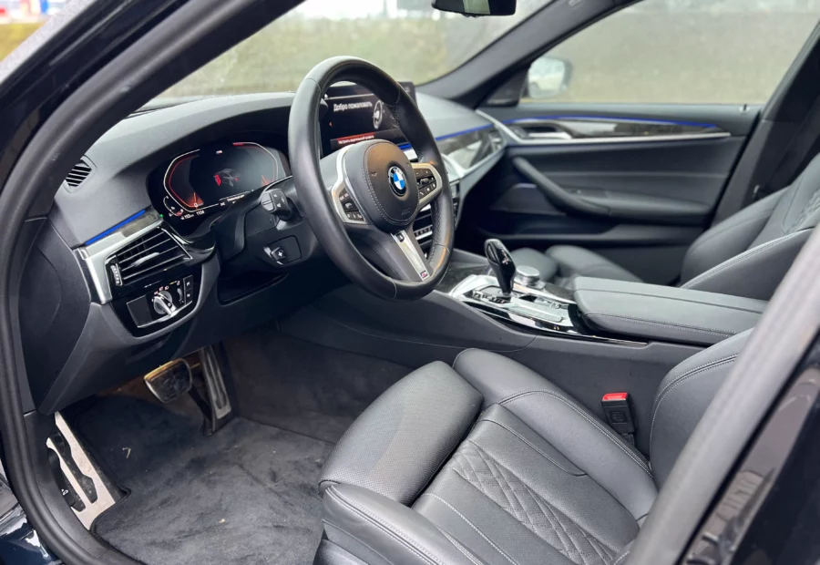 BMW 530i