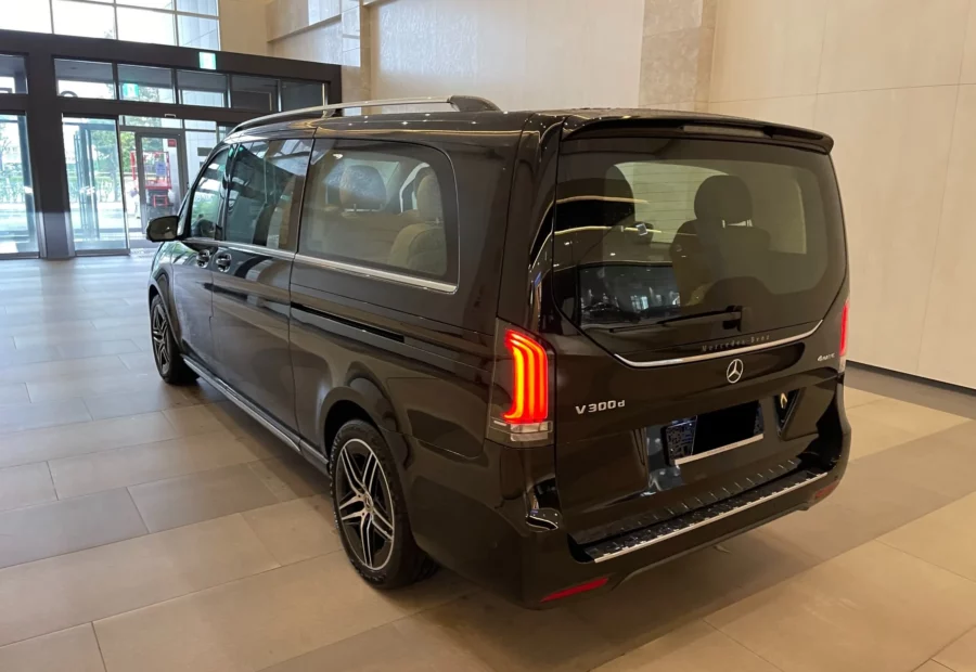 Mercedes V-Class V300