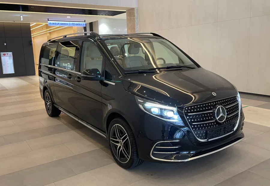 Mercedes V-Class V300