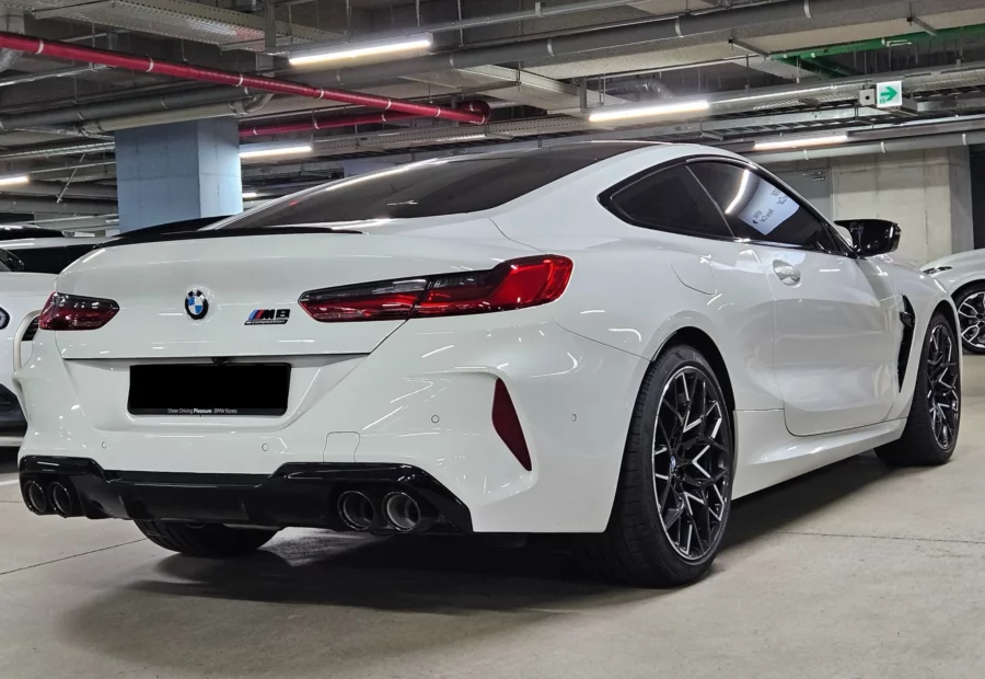 BMW M8