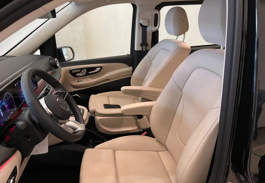 Mercedes V-Class V300