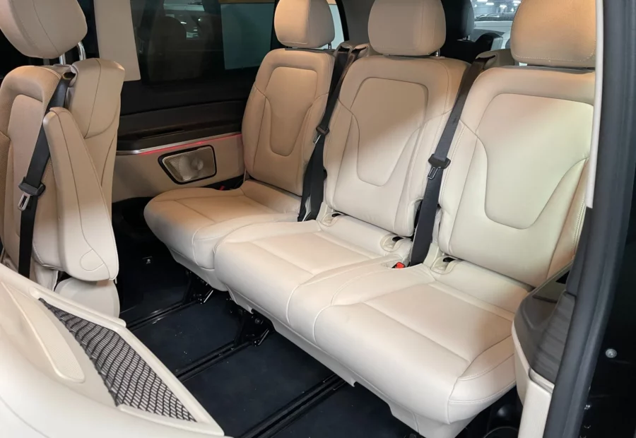 Mercedes V-Class V300