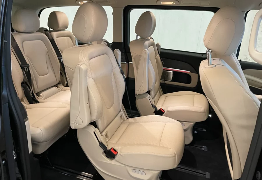 Mercedes V-Class V300