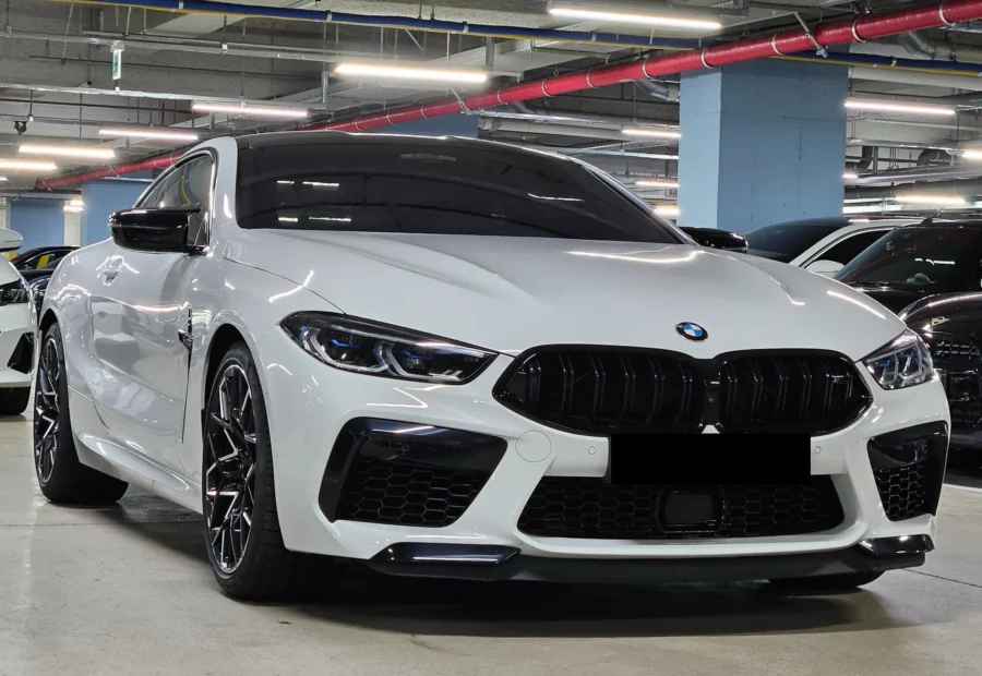 BMW M8