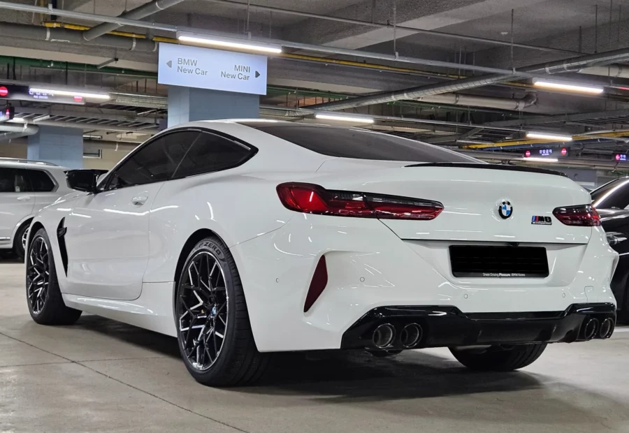 BMW M8