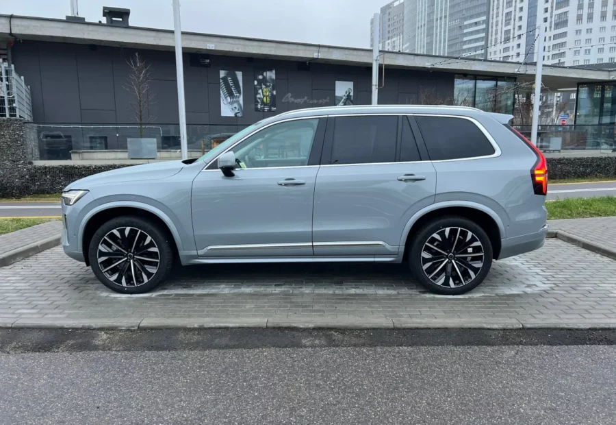 Volvo XC90