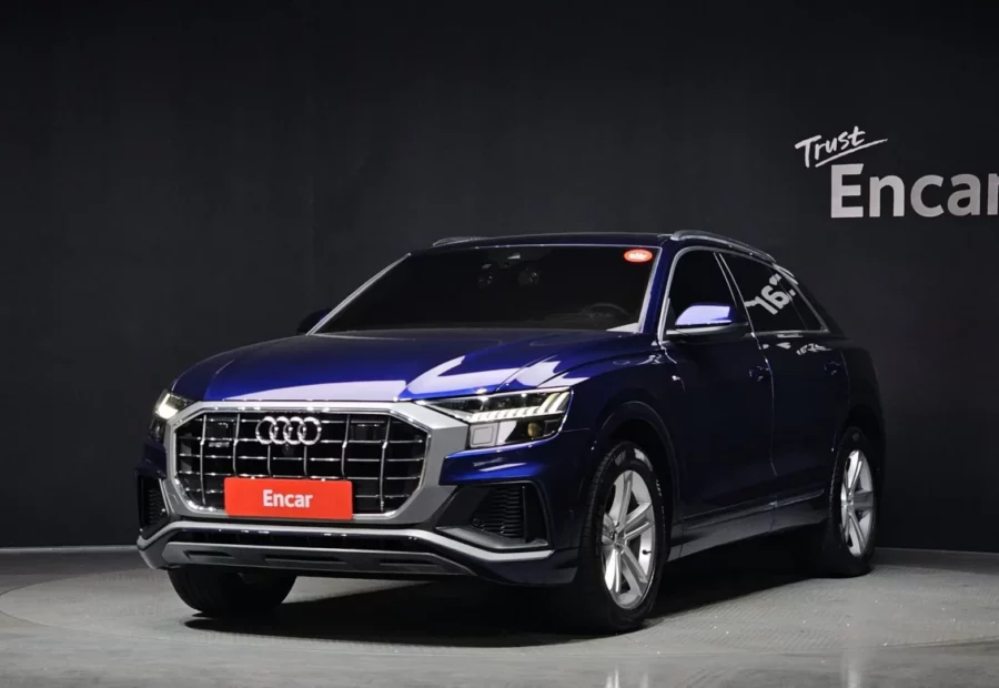 Audi Q8