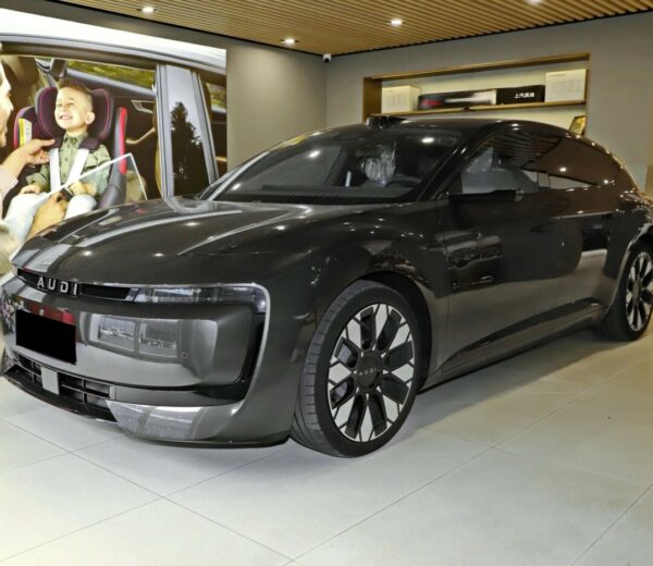 Audi E5 Spotrback Quatro Flagship 2026