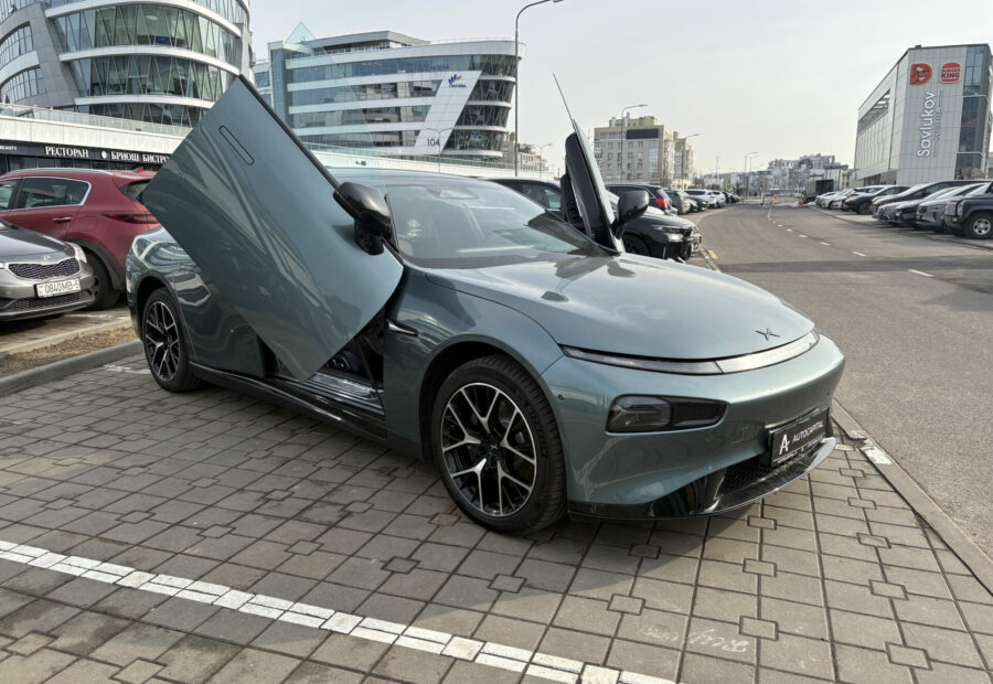 Xpeng P7i