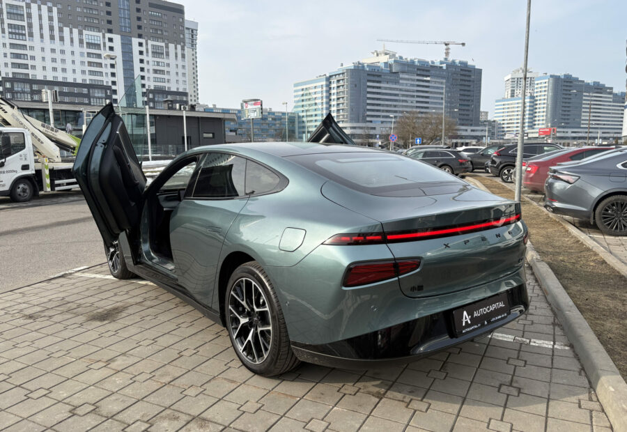 Xpeng P7i