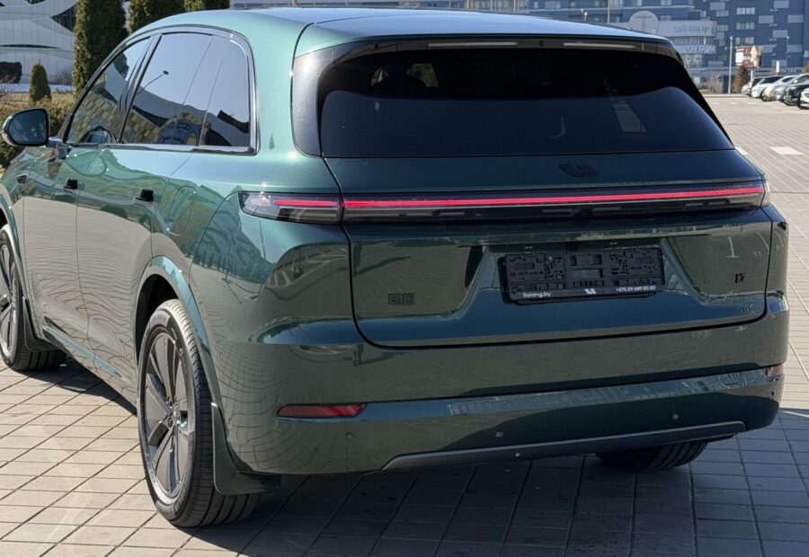 Li Auto L7