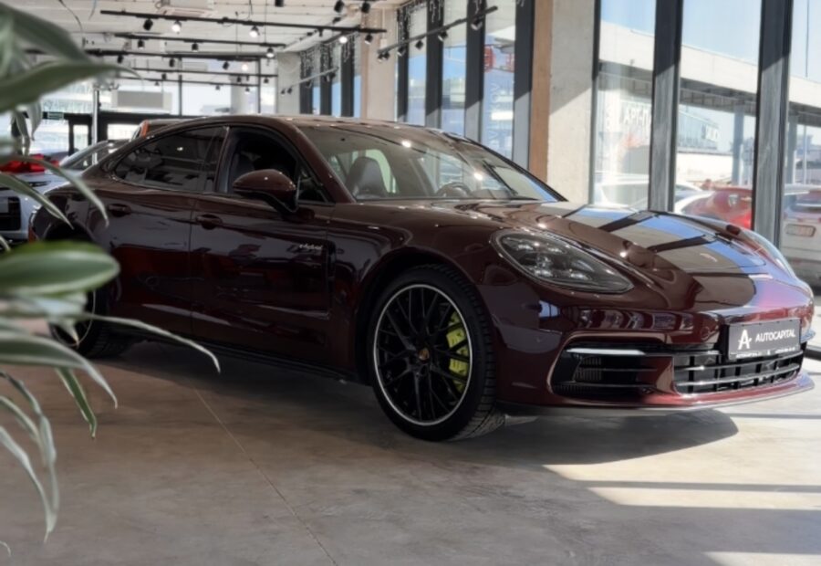 Porsche Panamera I 4