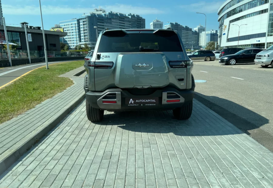 BYD Fangchenbao Leopard 3