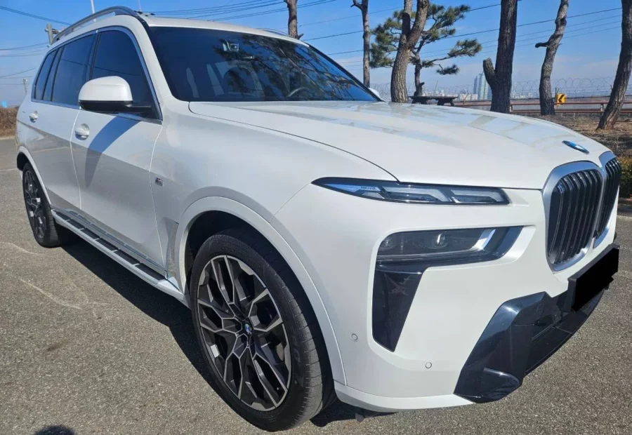 BMW X7