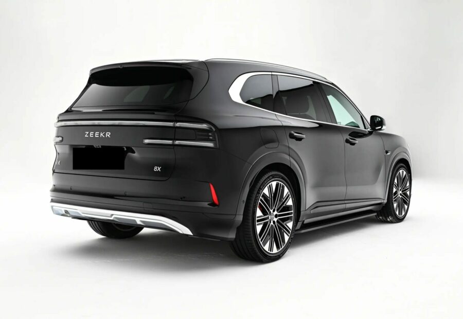 ZEEKR 8X