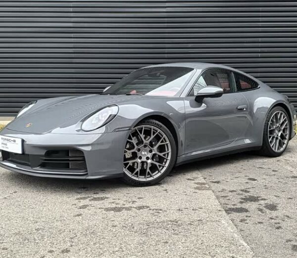 Porshe Carrera 911 3.0T 2025