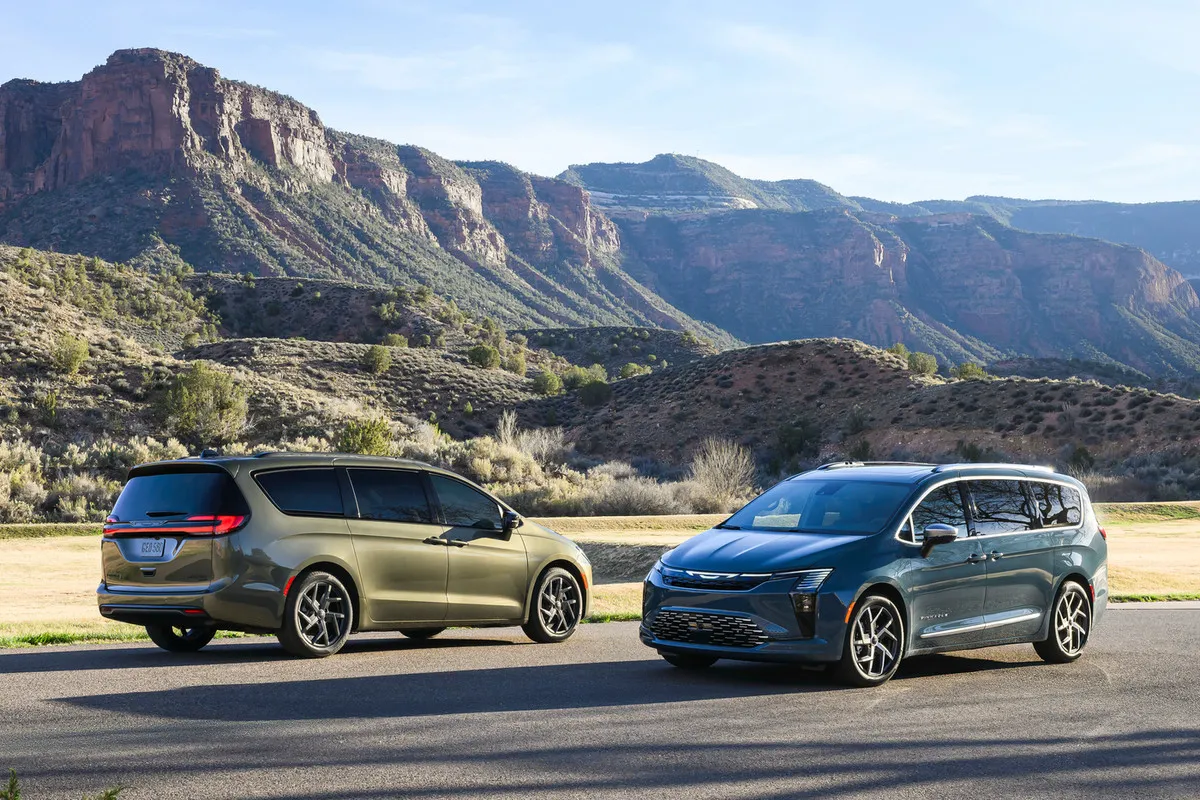 Chrysler Pacifica 2027
