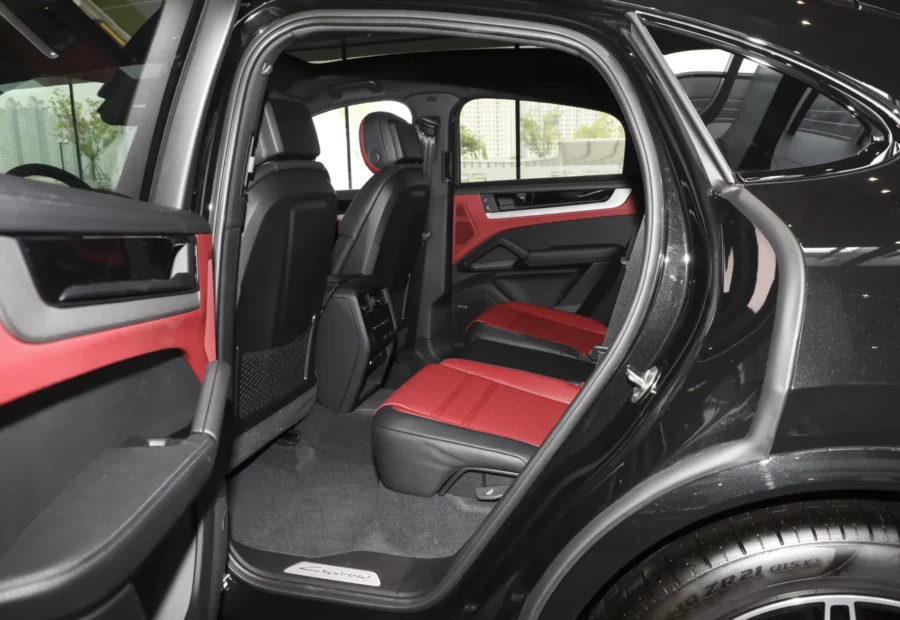 Porsche Cayenne Coupe