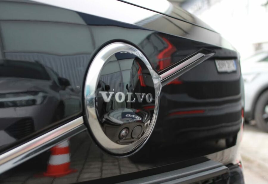 Volvo ES90