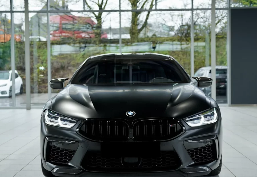 BMW M8