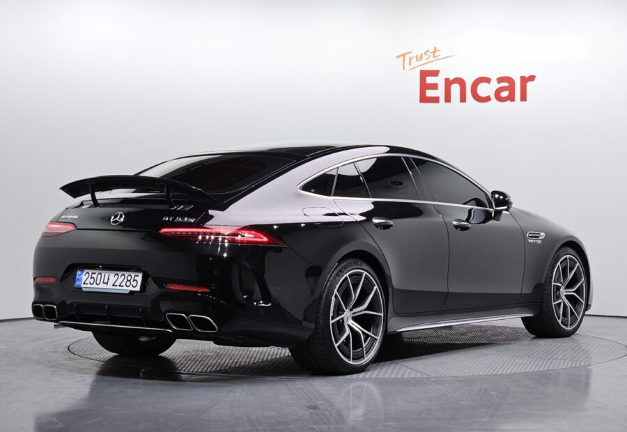 Mercedes AMG GT 63