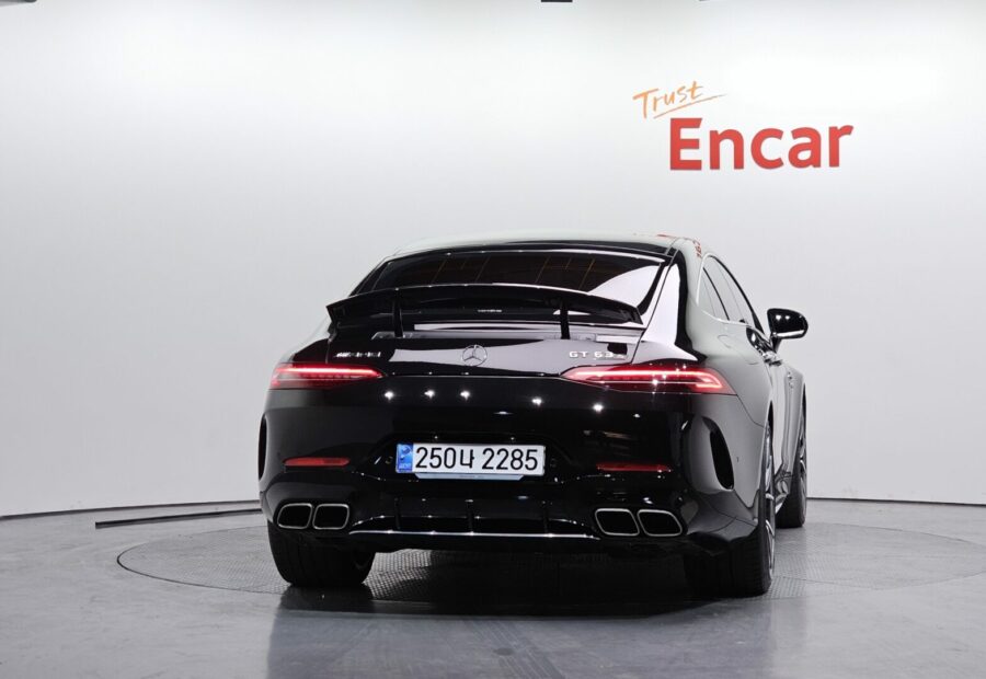 Mercedes AMG GT 63