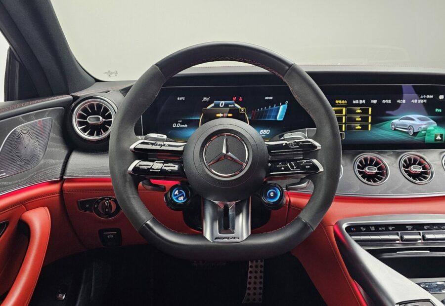 Mercedes AMG GT 63