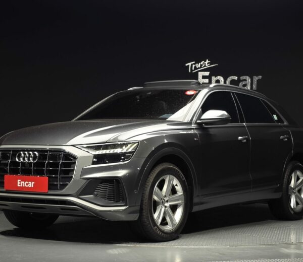 Audi Q8 2021