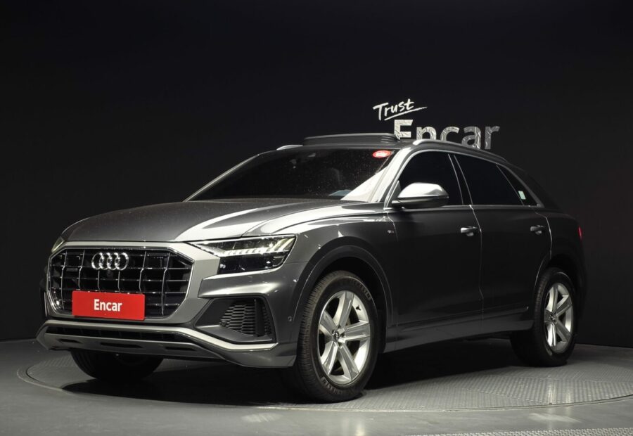 Audi Q8