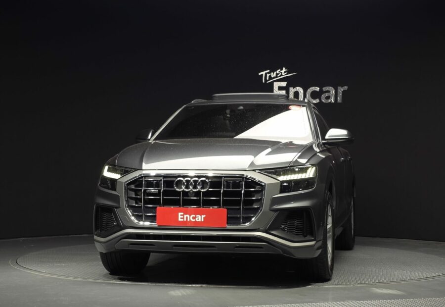 Audi Q8