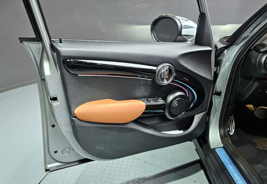 MINI Cabrio Cooper S
