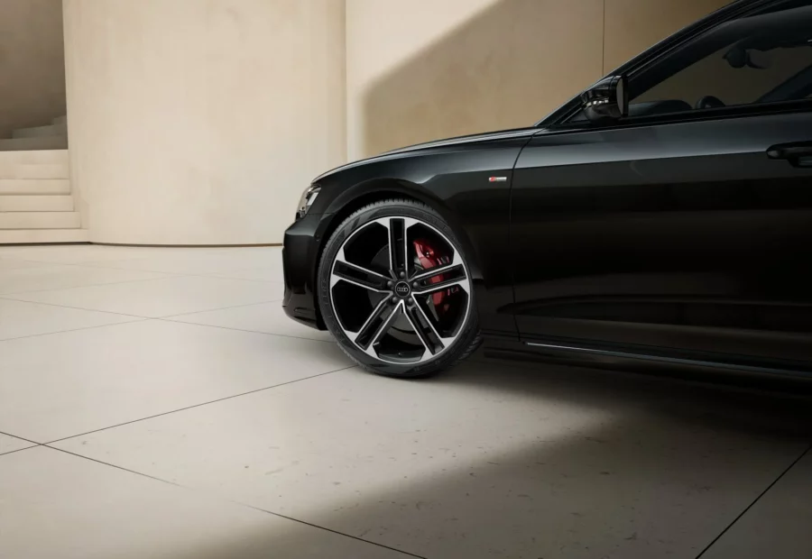 Audi A8L