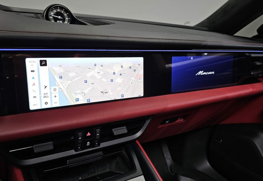 Porsche Macan EV