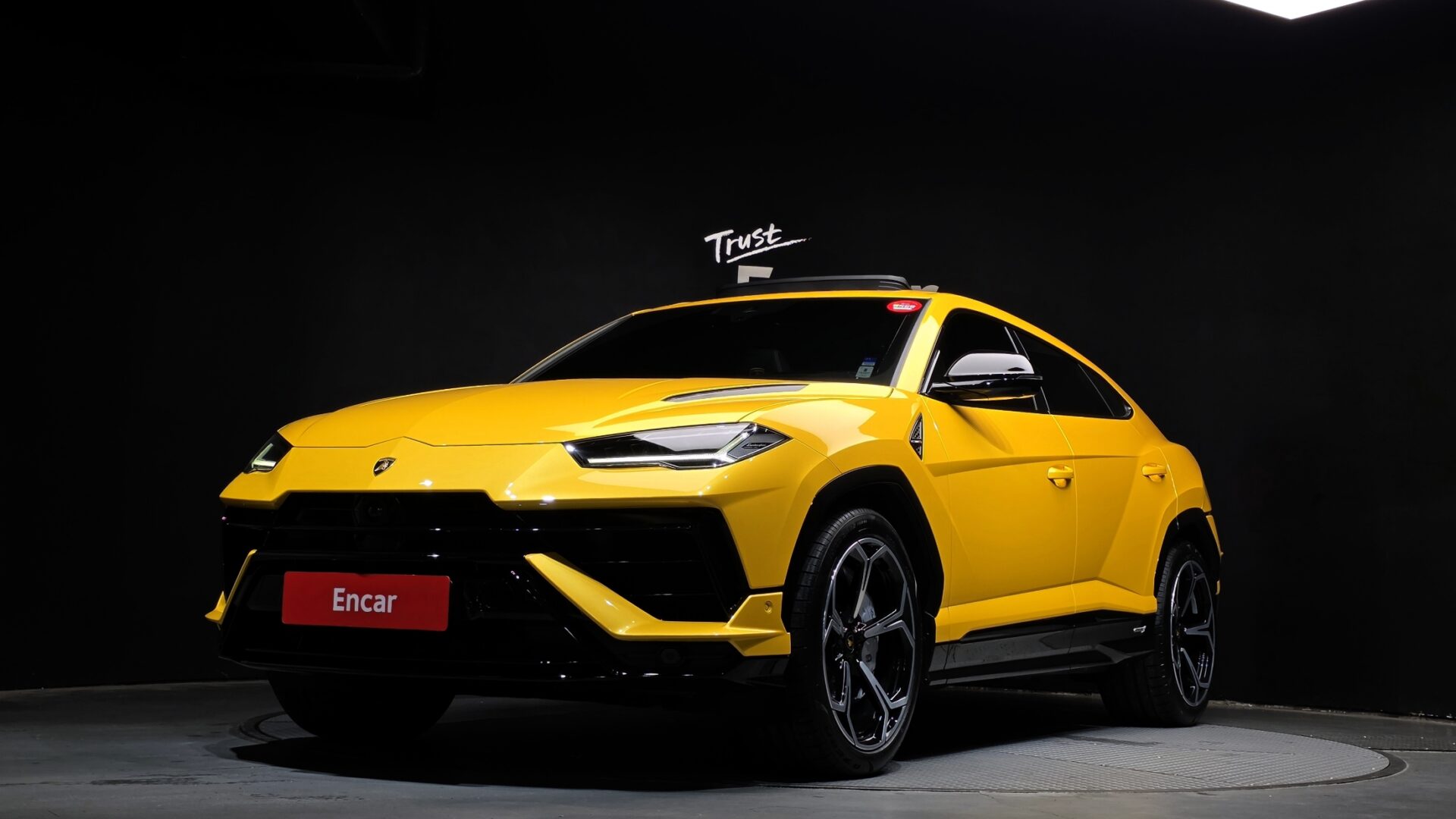Lambroghini Urus 4.0 v8 S
