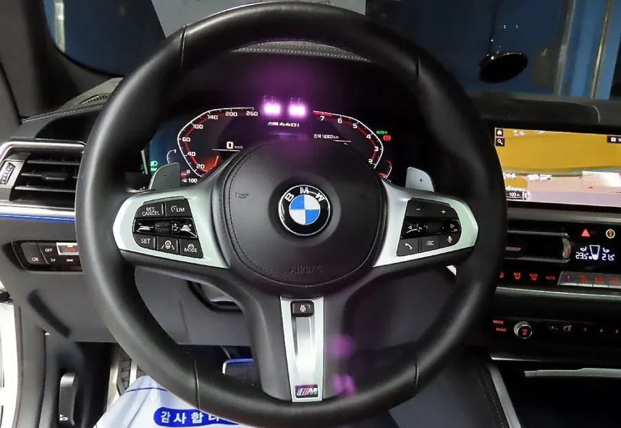BMW M440i