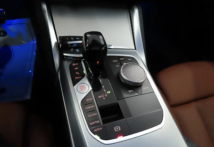 BMW M440i
