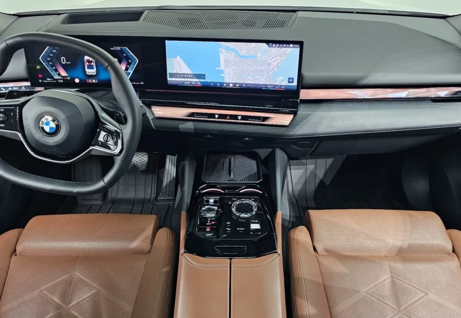 BMW 530i