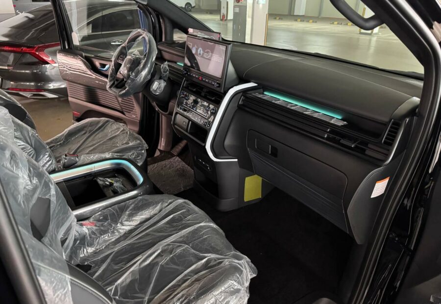 Hyundai Staria