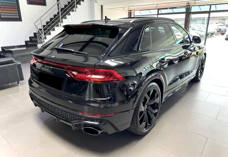 Audi RS Q8