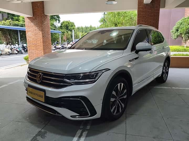 Volkswagen Tiguan L 2023