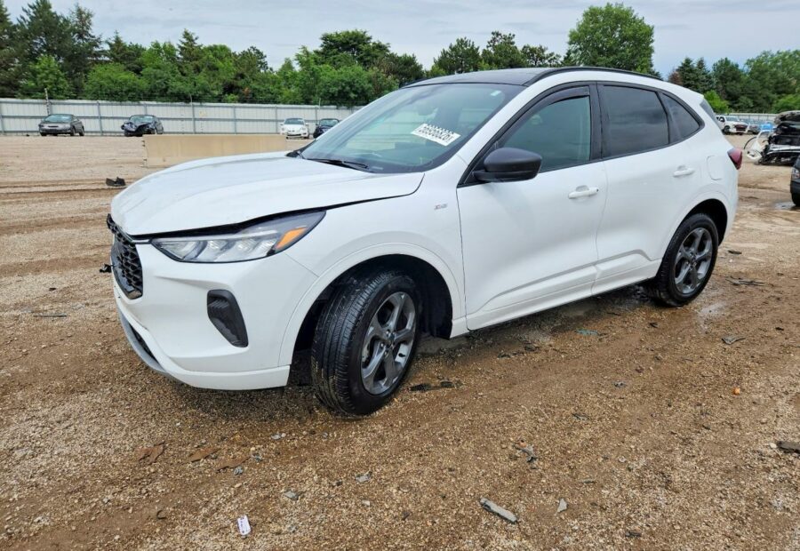 Ford ESCAPE