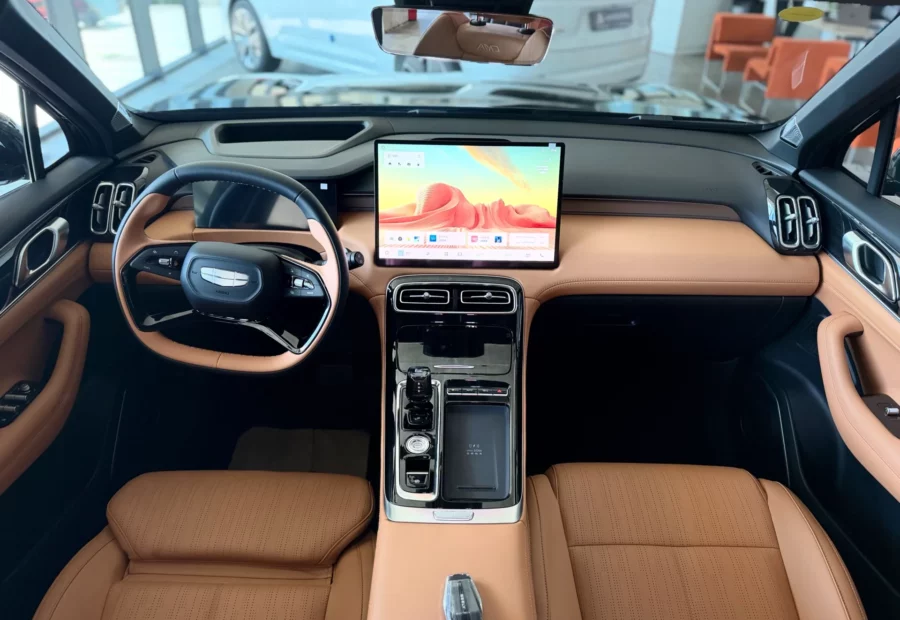 Geely Boyue L